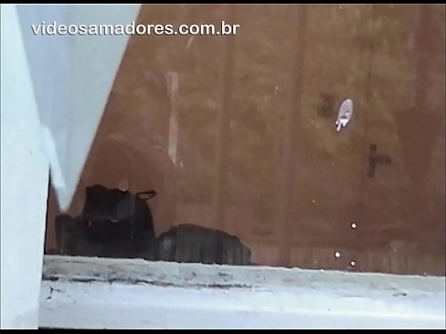 ❤️ Raġel qarn iħares lit-tfajla tiegħu ma' raġel ieħor, jirreġistra video fuck mingħajr ma jfixkel lill-koppja Porn Russu fil-porn mt.virtsextor.ru ❌❤