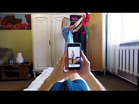 ❤️ Stepsister għamel lil ħuha jiġbor eżatt qabel ma daħlet id-dar Porn Russu fil-porn mt.virtsextor.ru ❌❤