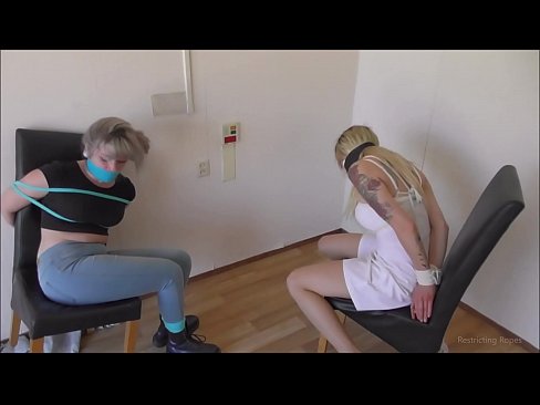 ❤️ Dipendenti / marbuta u gagged / damsel f'diffikultà Porn Russu fil-porn mt.virtsextor.ru ❌❤